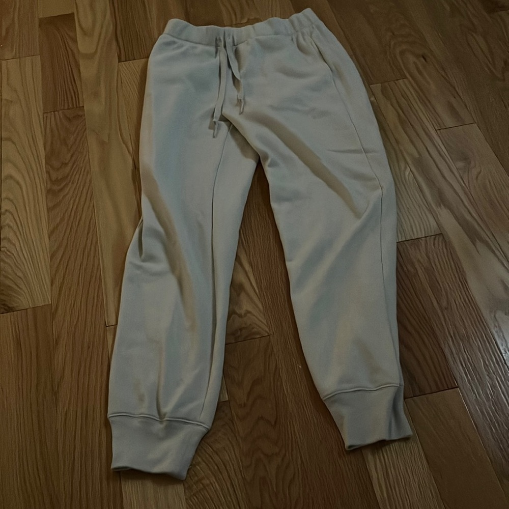 PINK beige sweatpants. Just a comfy pair of sweatpants!